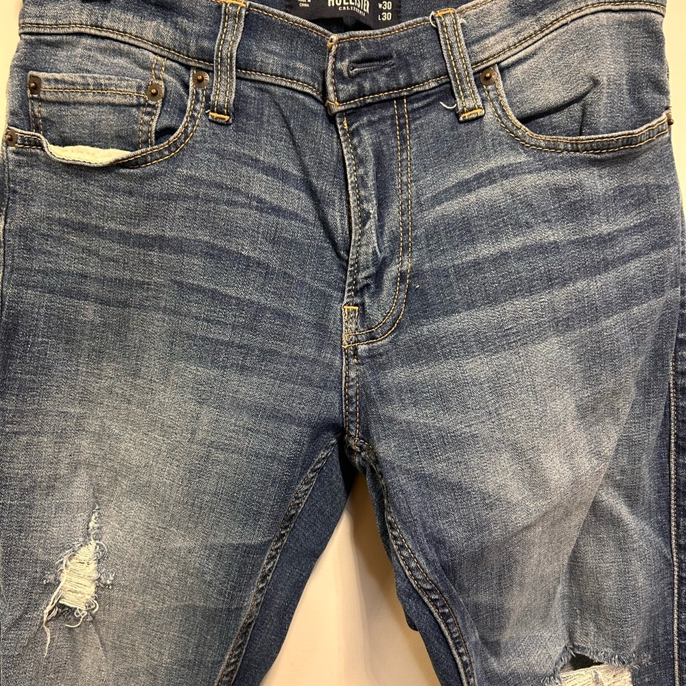 Jean - Picture 3 of 9
